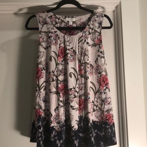 Pretty flowers flowy top